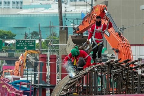 tungkulin ng dpwh|DPWH: Magpapatuloy ang 'Build, Build, Build' projects .